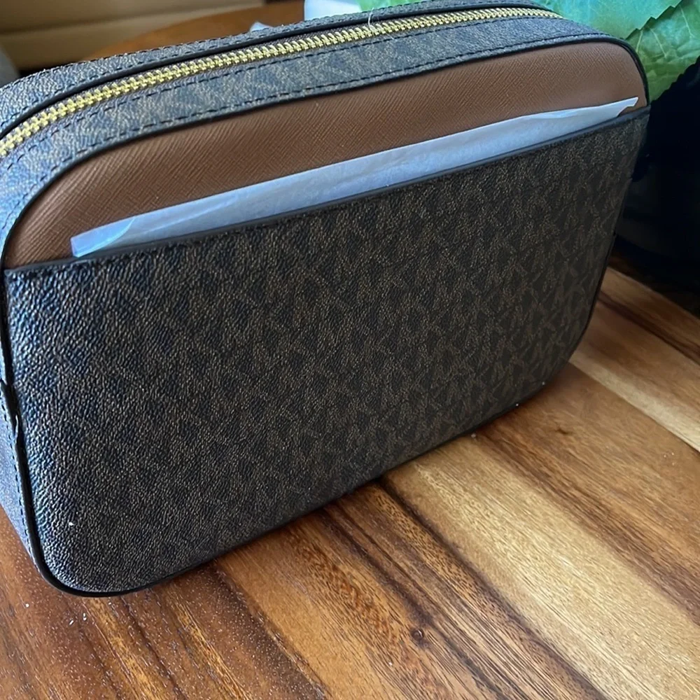 Micheal kors Jet Set Large Logo Crossbody Bag
